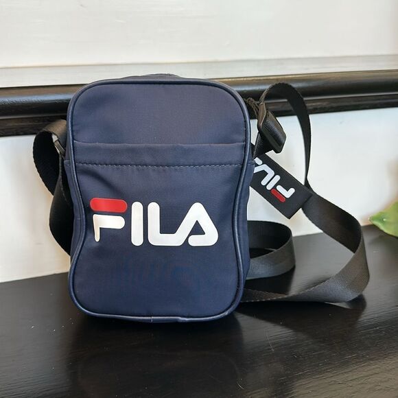 New unisex FILA Crossbody belt bag, chest everywhere shoulder handbag purse - Picture 8 of 9